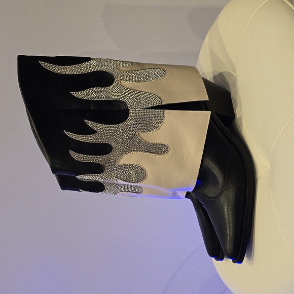 GIANNI BINI Flame Western Rhinestone Fold Over Cowboy Boots Black Conley Two 7.5 - Picture 6 of 8